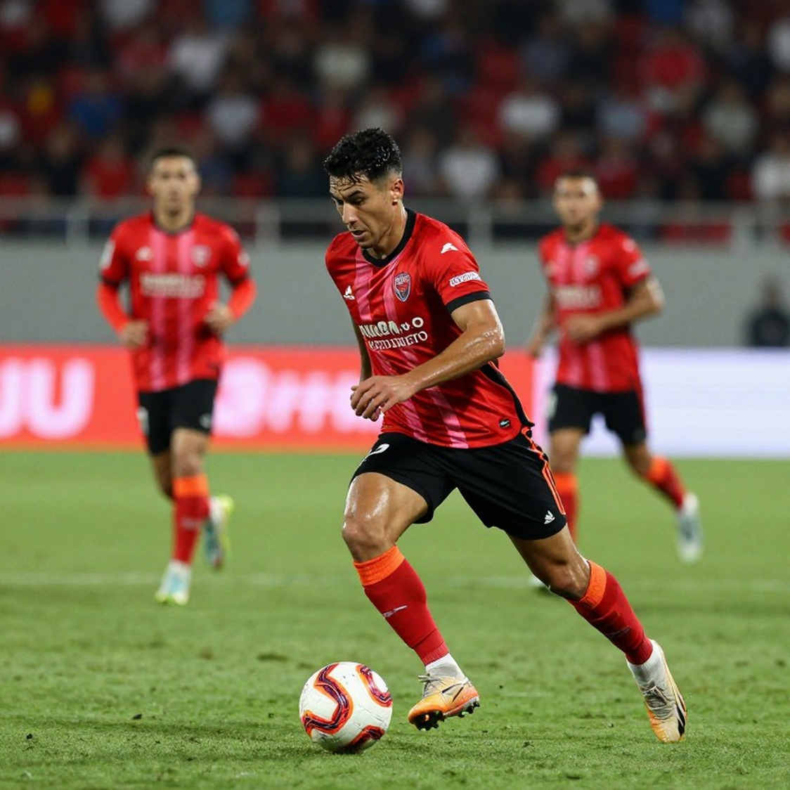 Thailand Extends Anthony Hudson to 2029: A Stability Bet After Defeat to Vietnam Thailand Extends Anthony Hudson to 2029: A Stability Bet After Defeat to Vietnam