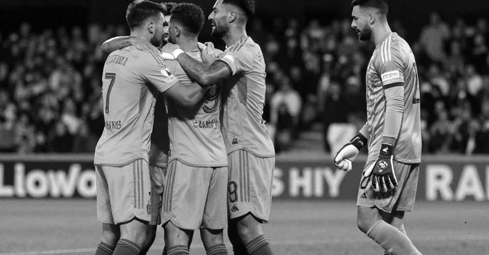 Galatasaray - Barcelona: Danh sách chấn thương của Flick quyết định nhiều hơn cả chiến thuật