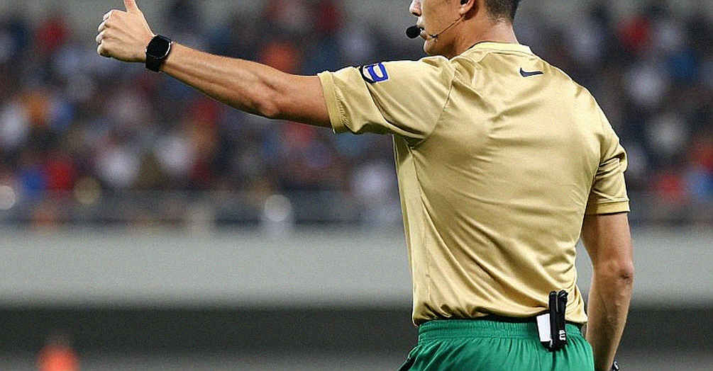 Mất hai 'nòng súng', tuyển Việt Nam đối mặt bài toán nhân sự trước trận đấu thứ ba Mất hai 'nòng súng', tuyển Việt Nam đối mặt bài toán nhân sự trước trận đấu thứ ba