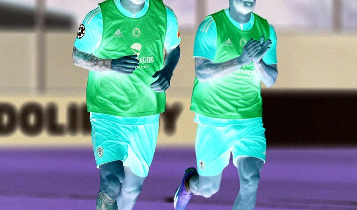 Adou Minh and Williams Minh Hoang: Two pieces for Vietnam's three-man defensive line