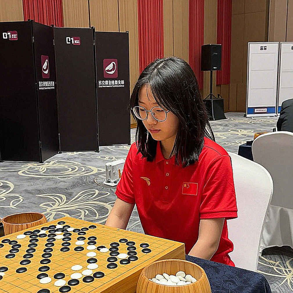 Courtois đầu tư vào Astralis: 3,2 triệu krone đặt cạnh khoản lỗ 19,1 triệu