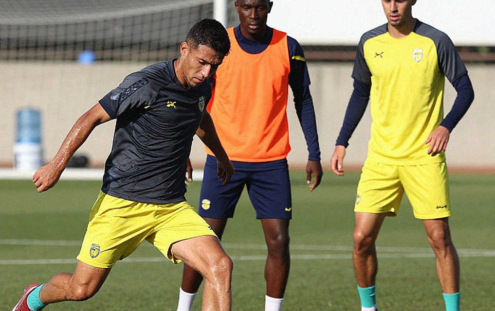 Cú hat-trick 'bị đánh cắp' của Ivan Toney: Khi VAR và lịch sử đứng về hai phía