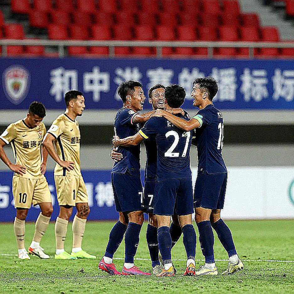VAR ở V.League: Ba giây trên sân, ba năm dữ liệu