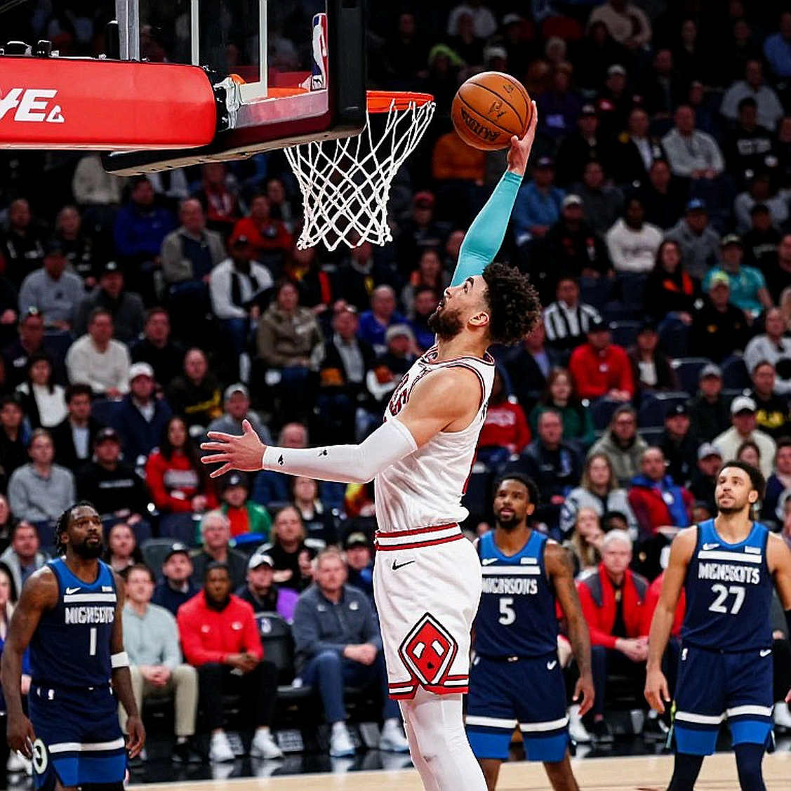 Valanciunas chạm tay vào double-double, Zalgiris toàn thắng cả hai trận giao hữu