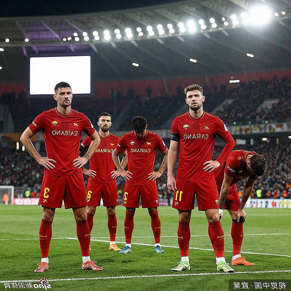 Dòng tiền ngầm của V.League: bản hợp đồng thật sự được ký sau khi cửa sổ chuyển nhượng đóng
