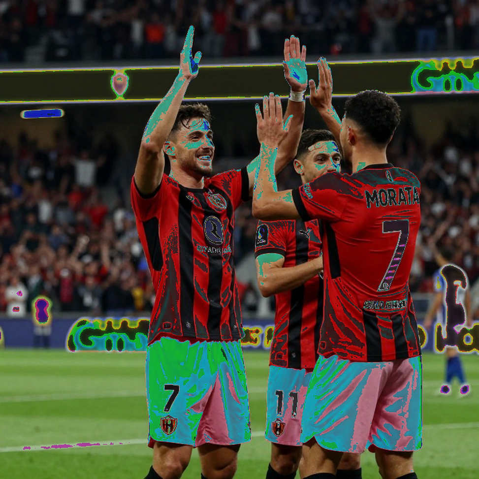 Nghịch lý Luis Diaz: Khi Bayern Munich mua sự im lặng bằng hai tuần nghỉ phép