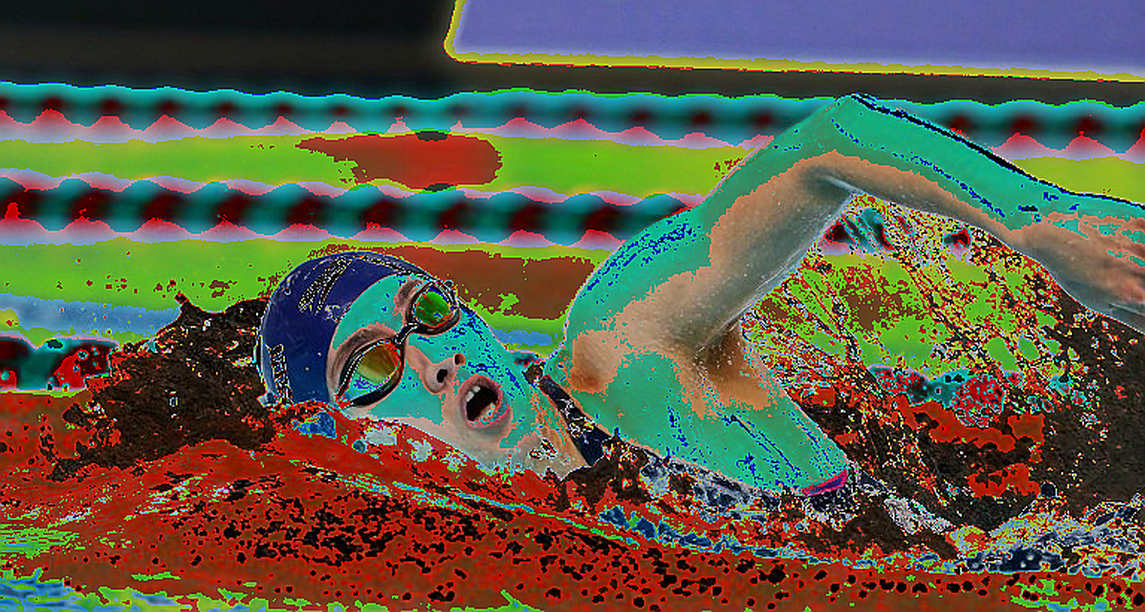 Maria Fernanda Costa hits new milestone: Lowers South American record in SCM 200 freestyle