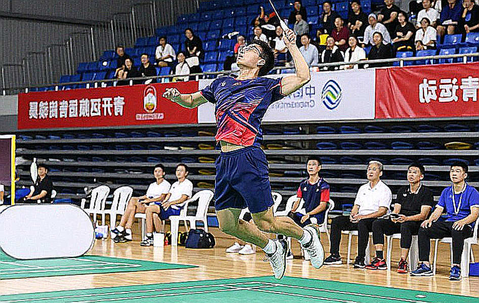 Nguyễn Tiến Minh vượt qua vòng loại Vietnam Open 2026 Super 100, khai thác phong cách singles yếu kém của Nguyễn Hoàng Thái Sơn